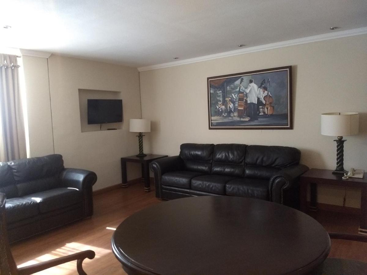 Rose Hotel Монтеррей Экстерьер фото